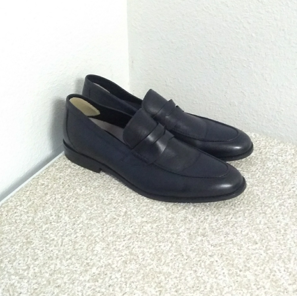 206 Collective Black Leather Shoes.